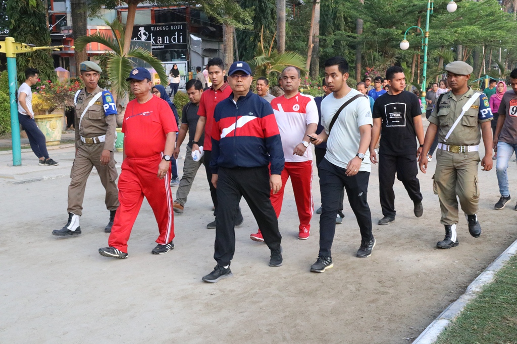 Wali Kota : Jalan Kaki Baik Untuk Kesehatan