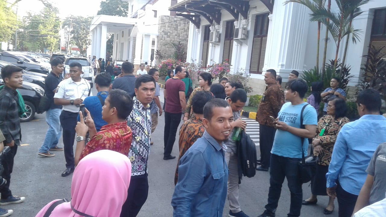 Sidang Putusan Kasus korupsi IPA EPC Martubung Ricuh