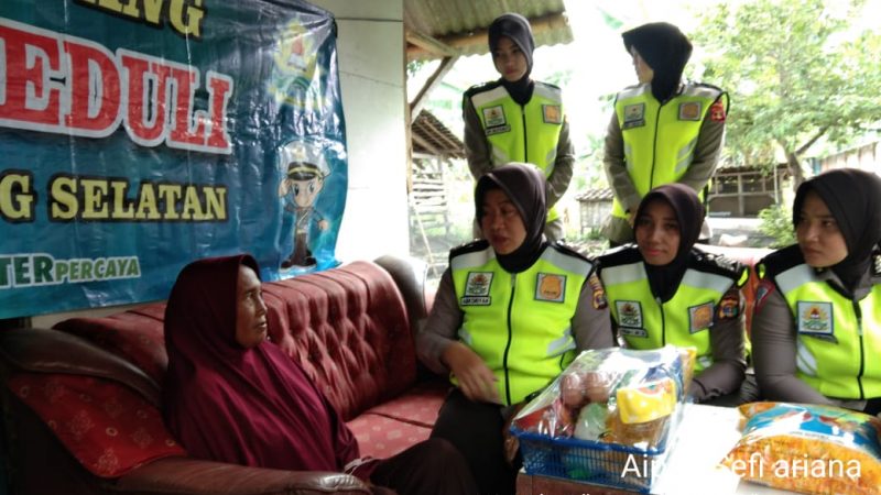 Polwan Polres Lampung Selatan Gelar Bakti Sosial
