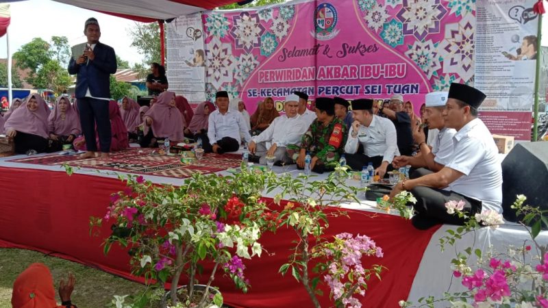 Babinsa Desa Cinta Rakyat Koramil 13/PST Kodim 0201/BS Menghadiri Pengajian Akbar se-Kecamatan Percut Sei Tuan