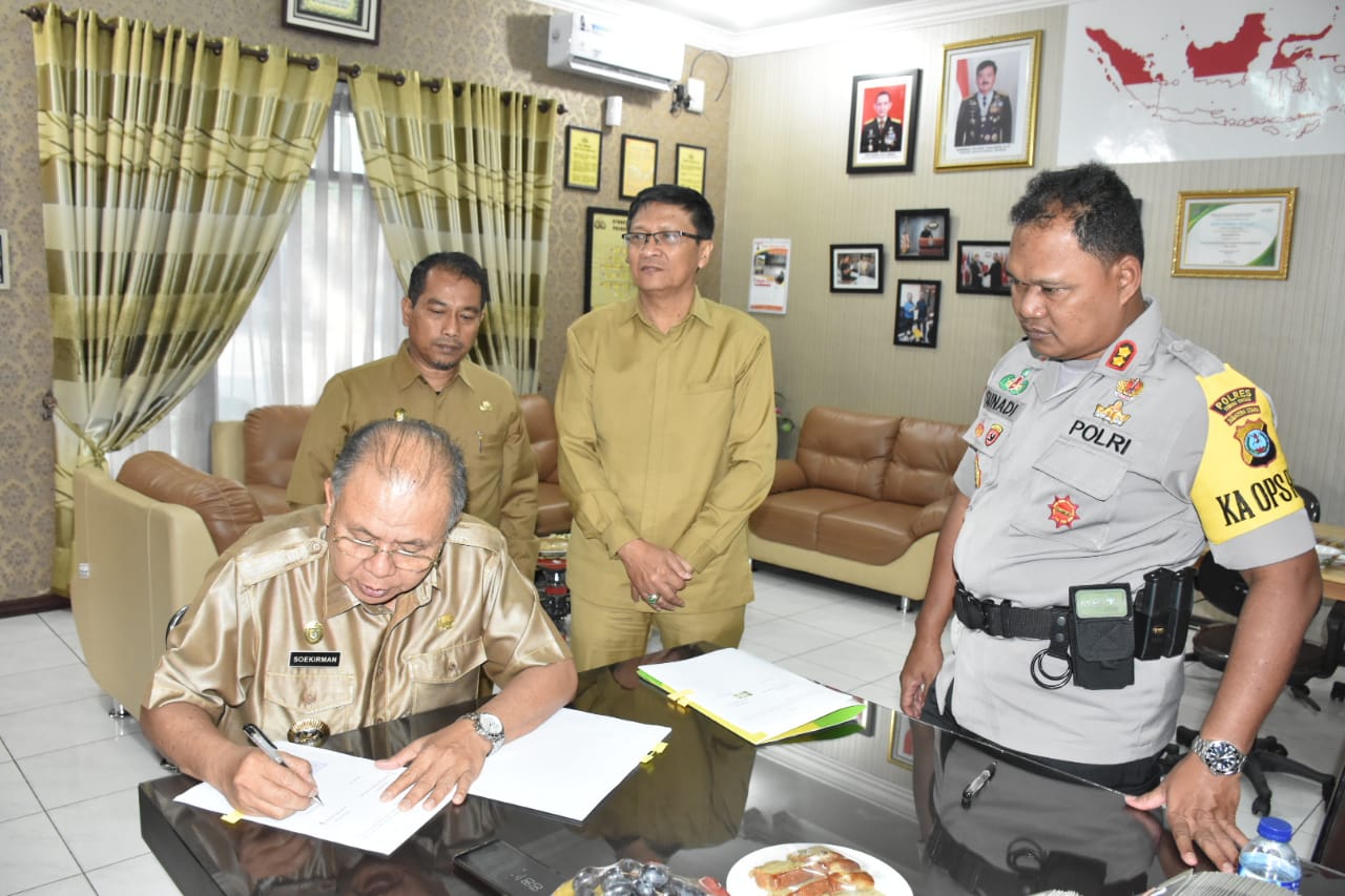 Pemkab Sergai Berikan Bantuan Hibah Kepada Polresta Tebing Tinggi