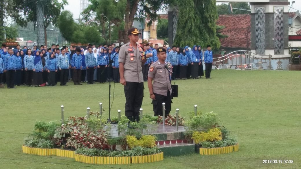 Kapolres Lampung Utara Jadi Irup Pada Peringatan HUT ke 55 Tahun Provinsi Lampung Utara