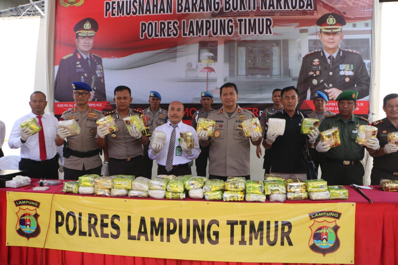 Satres Narkoba Polres Lampung Timur Musnahkan Barbut Narkotika Jenis Shabu