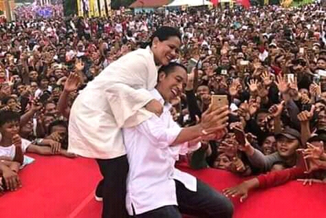 Capres Petahana Jokowi Tiba di Kota Dumai