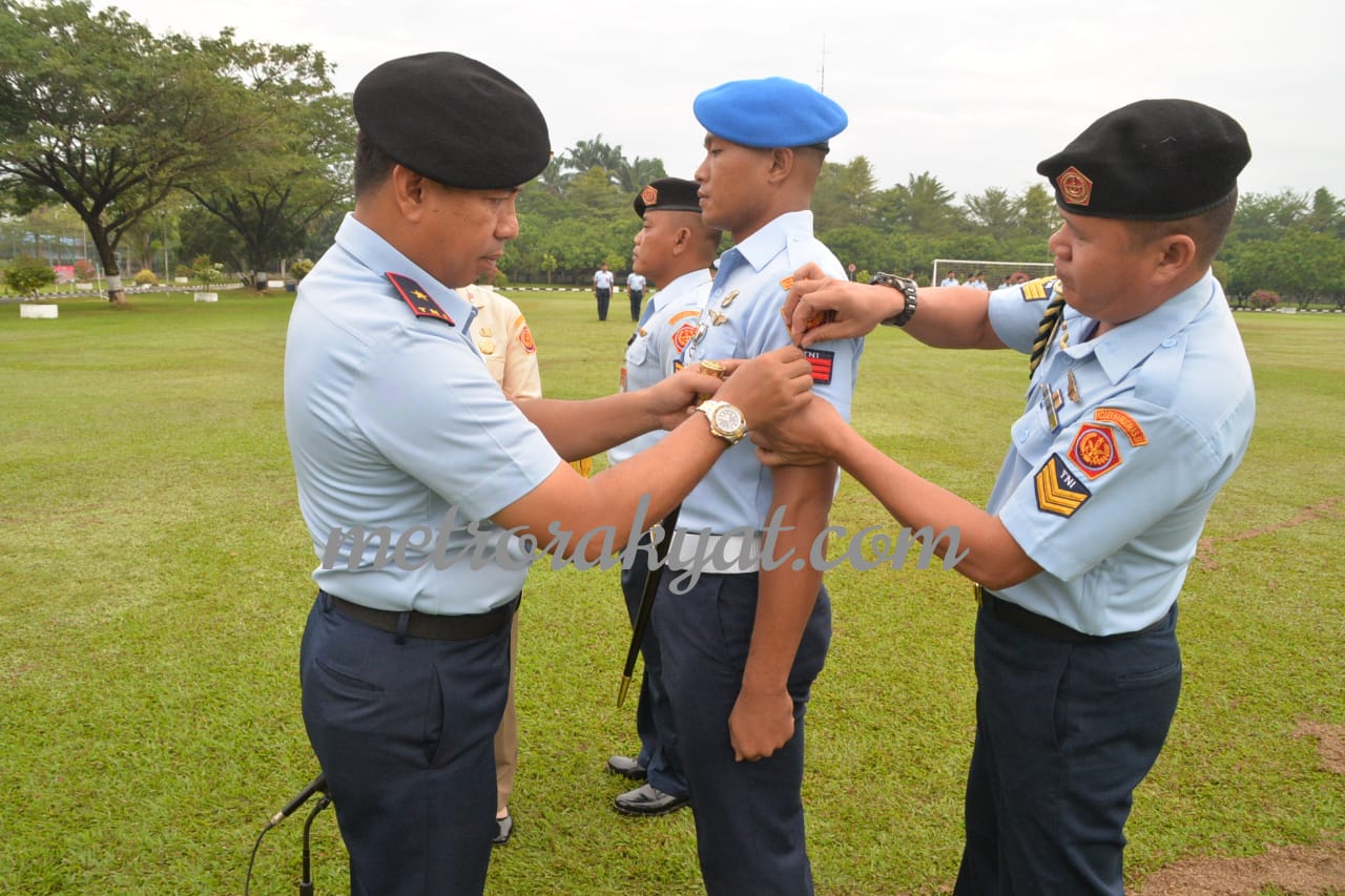 10 Personil Kosek Hanudnas III Naik Pangkat