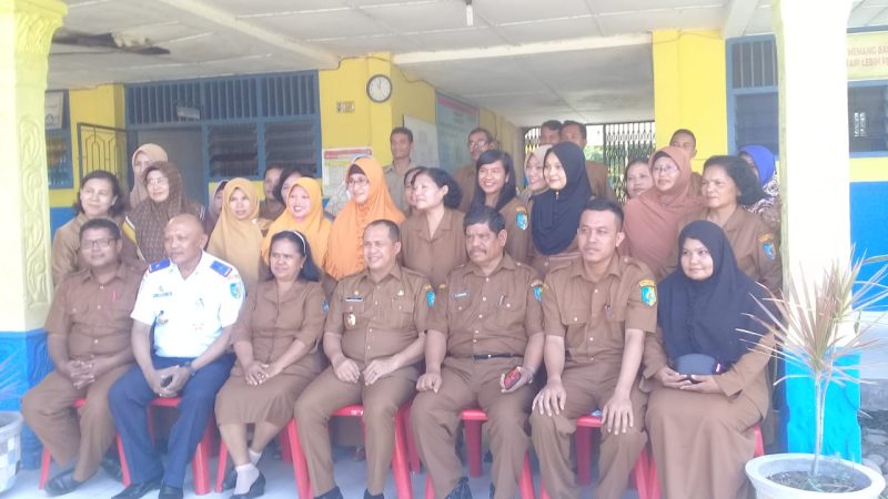 Bupati Batu Bara Zahir Sidak Di SMPN 2 Medang Deras