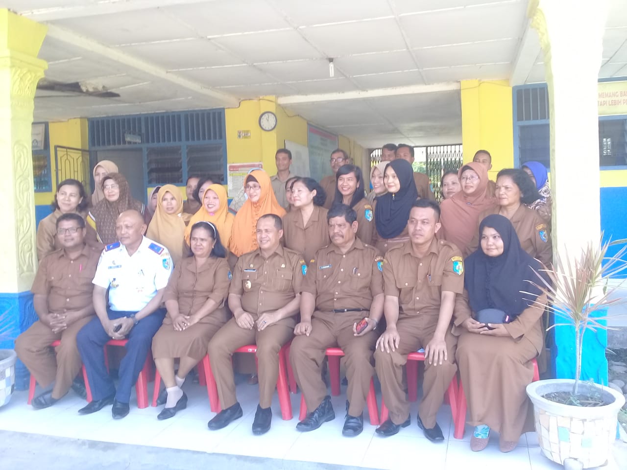Bupati Batu Bara Zahir Sidak Di SMPN 2 Medang Deras