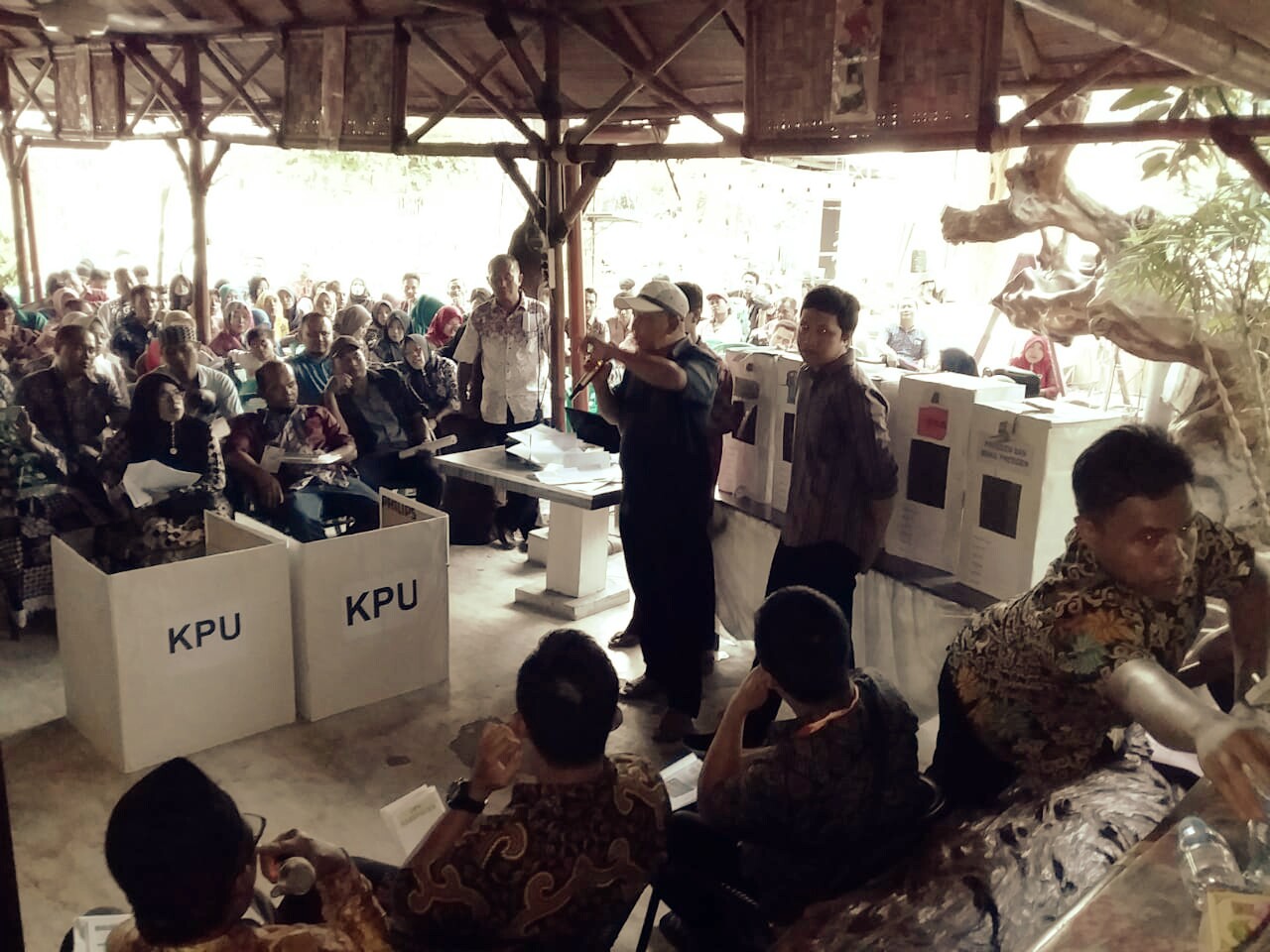 Panwascam Kisbar Gelar Bimtek Pengawas TPS