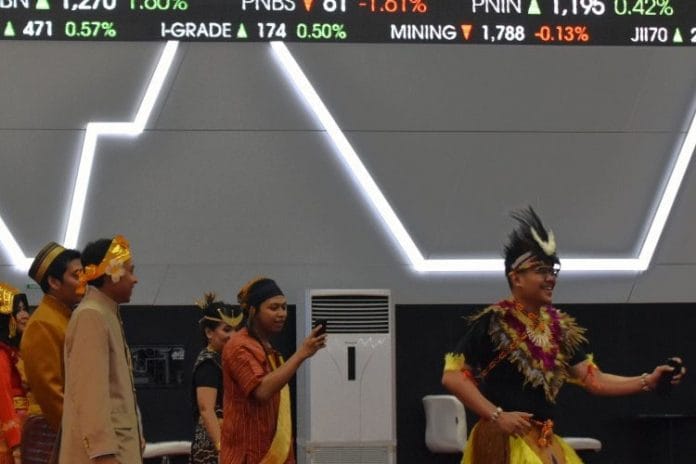 OJK Undang Investor Inggris Investasi di Pasar Keuangan