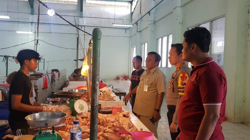 Jelang Bulan Ramadhan Tim Satgas Pangan Polres Kukar Bersama Dinas Perindustrian dan Perdagangan Cek Sejumlah Harga Kebutuhan Pokok