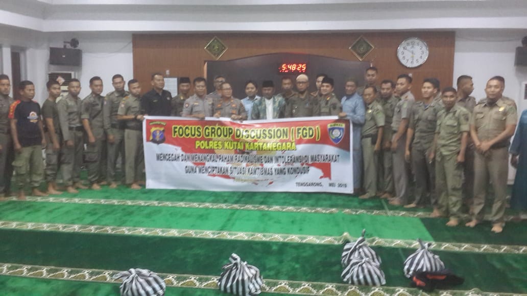 Binmas Polres Kukar Giat FGD di Masjid At-Taqwa