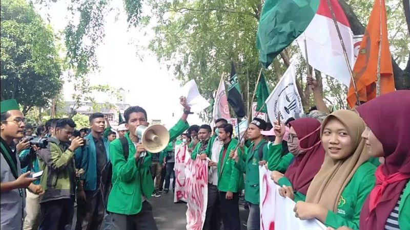 Penyerangan terhadap Massa Sampai Masjid, AMP Kutuk Keras Oknum Kepolisian