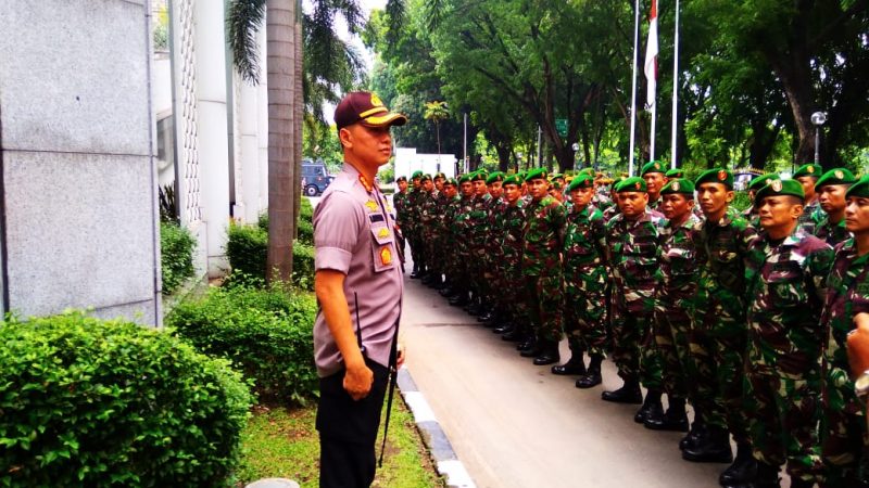 Kapolrestabes Medan Beri Arahan Pada Personil TNI-POLRI Yang Terlibat PAM Unras di DPRD Provinsi
