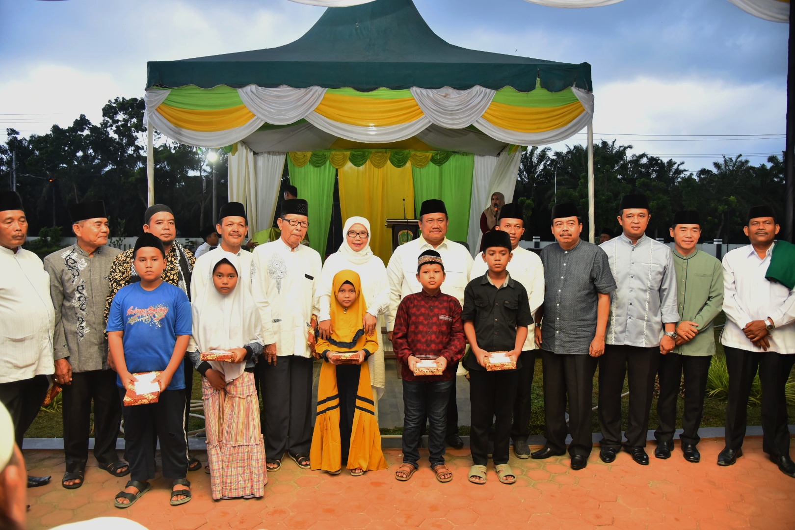 Safari Ramadan ke Labuhanbatu Utara,  Sabrina Ajak Masyarakat Jadikan Ramadan Ajang Silaturahmi