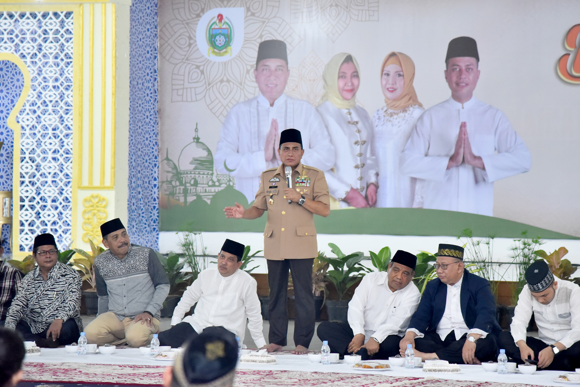 Buka Puasa Bersama Insan Pers, Gubernur Edy Harapkan Wartawan Beritakan Kesulitan Rakyat