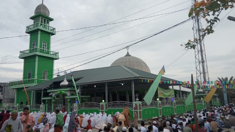 Mesjid RM Pagurawan di Banjiri Jama’ah ‘Id, Persatuan Ummat di Ambang Pintu
