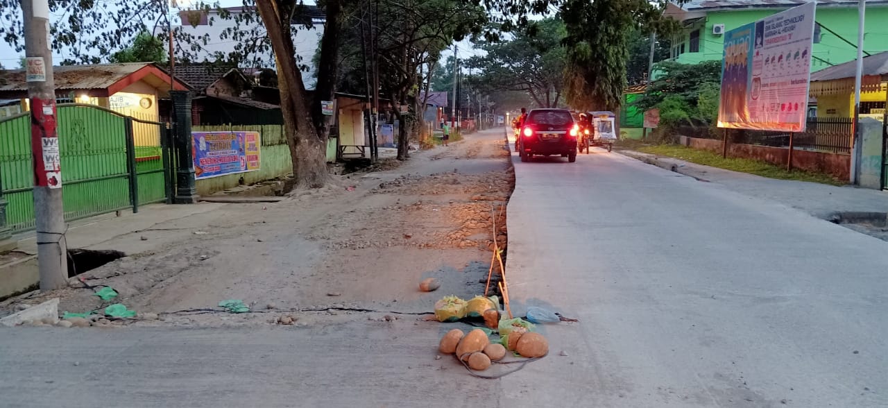 DPRD Kota Medan Apresiasi Pemko Lakukan Pembetonan Jalan Panglima Denai