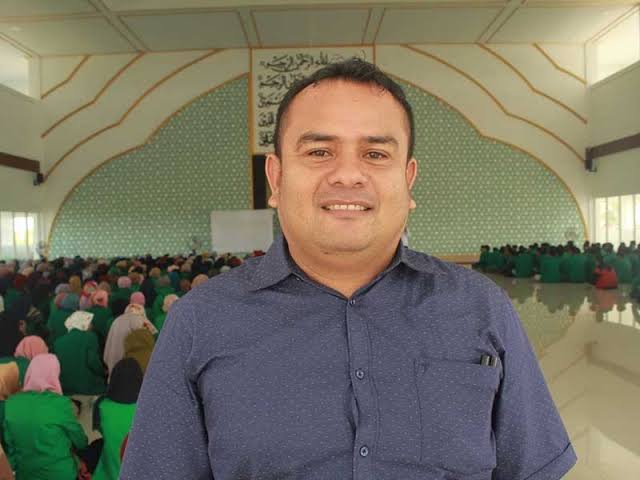 Atas Dedikasi Ke Masyarakat, Wakil Rektor III Unimal Apresiasi Ormawa Hukum