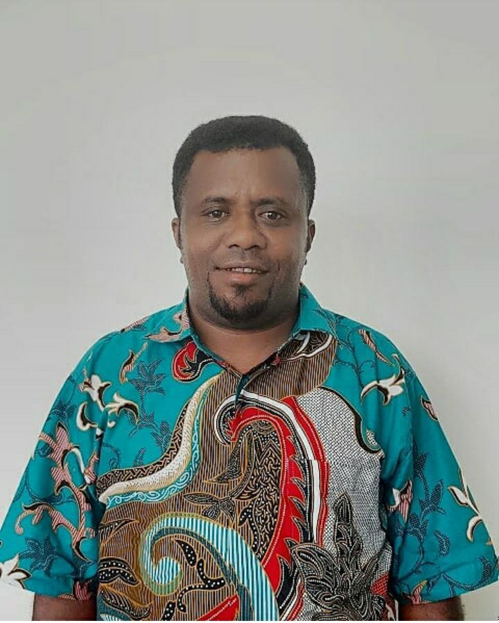 Sefnath Mosso : Menilai DPRD Di Bodohi Sehingga Tidak Mengawal Kebijakan Bupati Terkait 17 Distrik