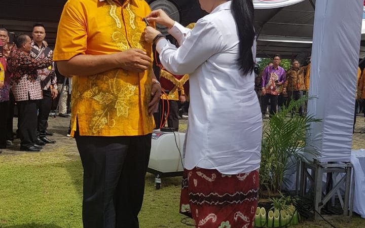 Bupati Sergai Mendapat Penghargaan SP Dari Presiden RI Joko Widodo