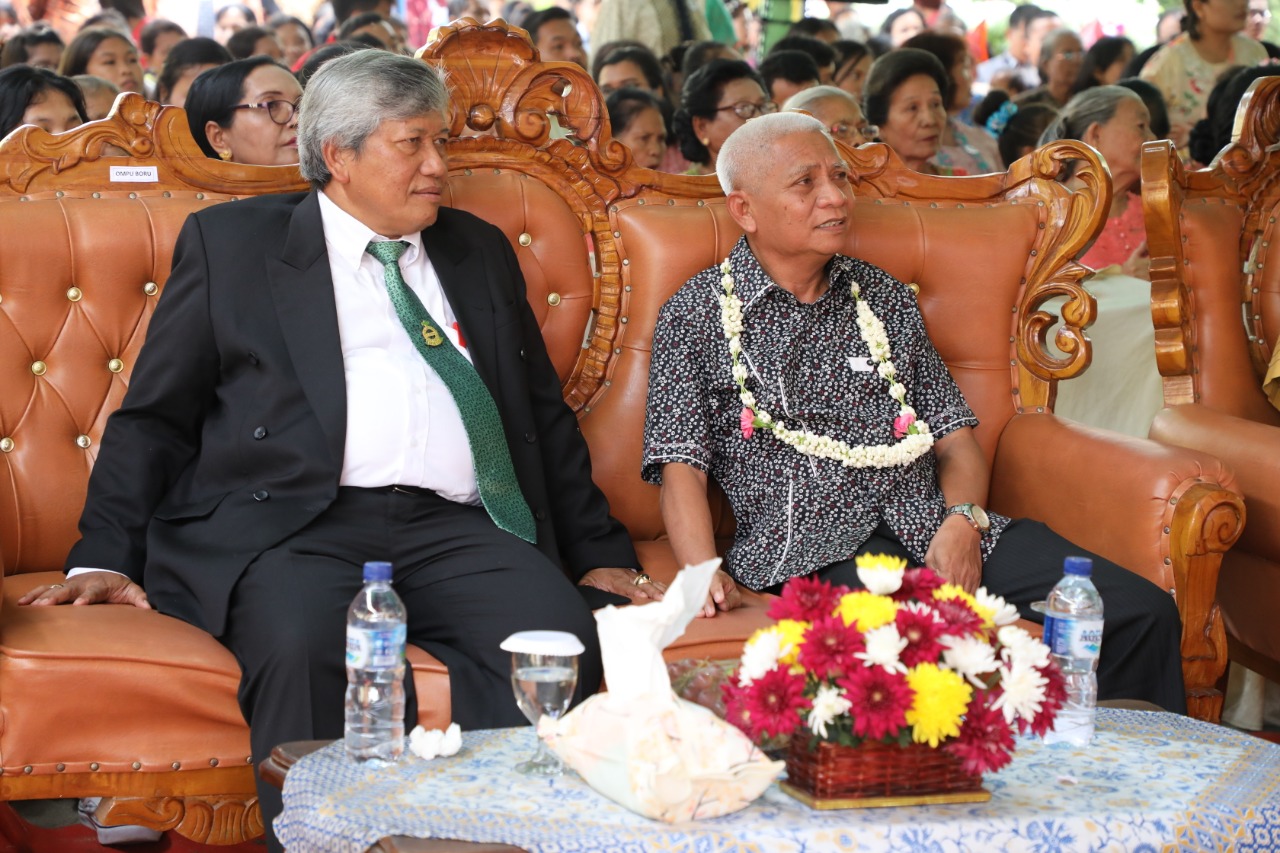 Plt Bupati Asahan Hadiri Perayaan Parolopolopon 40 Tahun HKBP