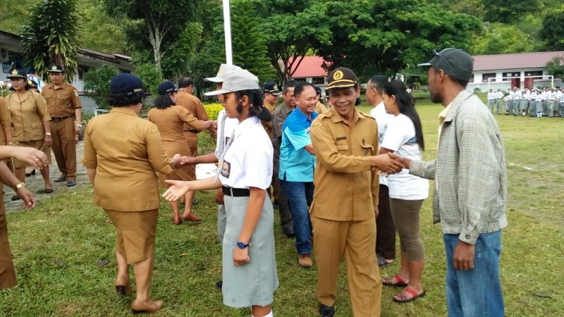 Berti Tumangger SPd.,MSi, Harapkan Siswa Raih Prestasi