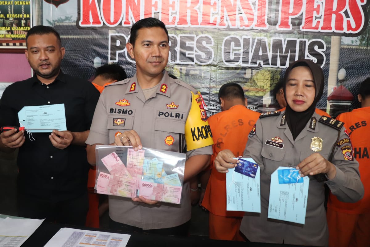 6 Pelaku Pencurian Ganjal ATM Dengan Obeng Brrhasil Diringkus