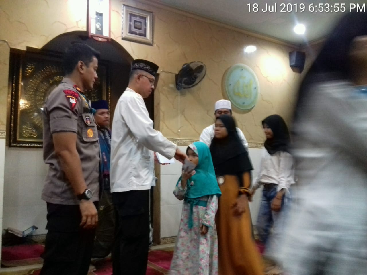 Kapolsek Metro Penjaringan Pimpin Pengajian Yasinan Dan Santunan Anak Yatim