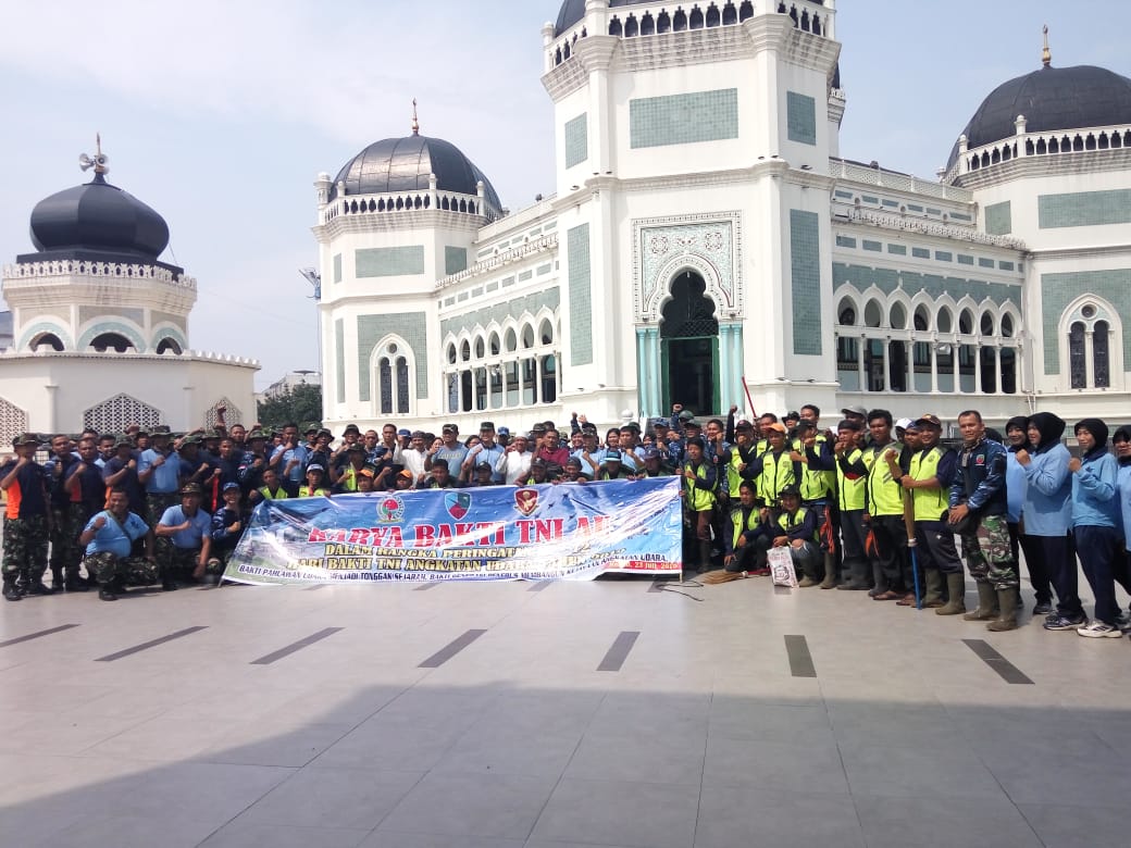 Dalam Rangka Peringatan Hari Bakti TNI AU ke-72, TNI AU di Medan Karya Bakti di Tempat-tempat Ibadah