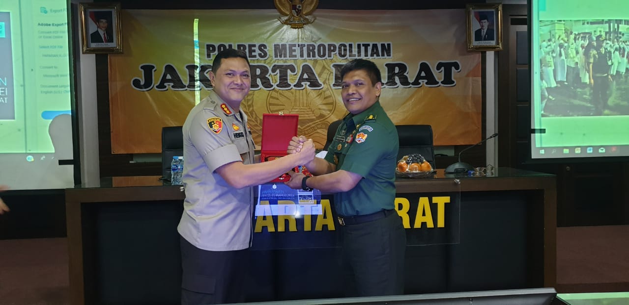 Kapolres Beserta Dandim 0503 Jakarta Barat Terima Kunjungan 16 Siswa Pasis Seskoad Reg  Angkatan 57