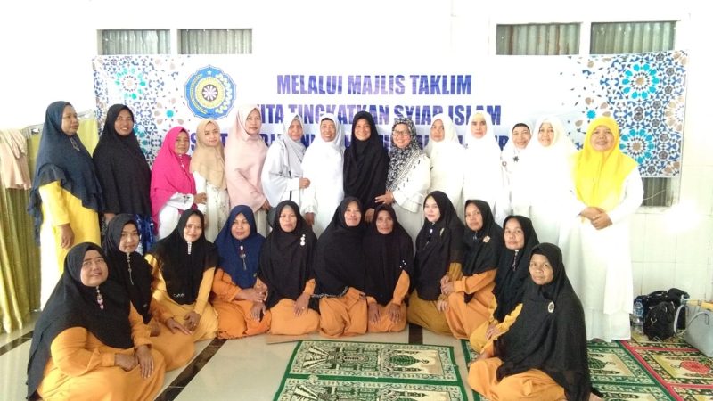 Kegiatan Majelis Taklim di Kecamatan Woyla Induk