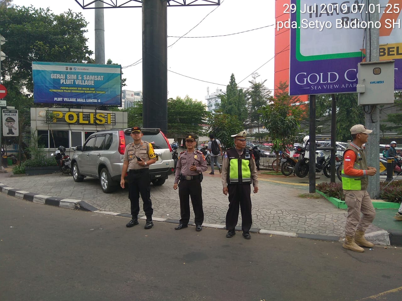 Kapolsek Metro Penjaringan dan Wakapolsek Beserta Jajaran Pimpin Pagelaran Gatur Lalin