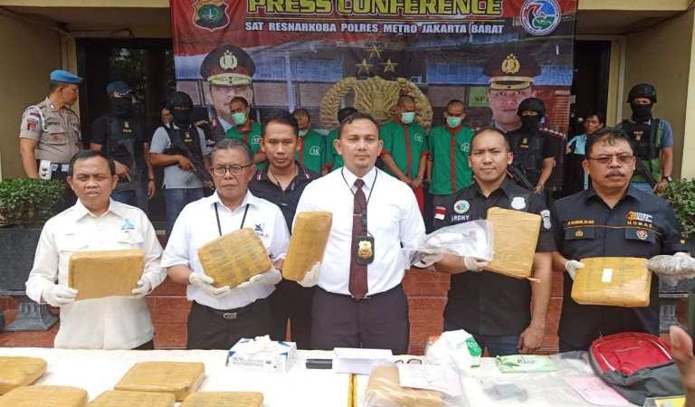 Kembali, Polres Metro Jakarta Barat Ringkus 3 Pemasok Narkoba ke Kampus-Kampus