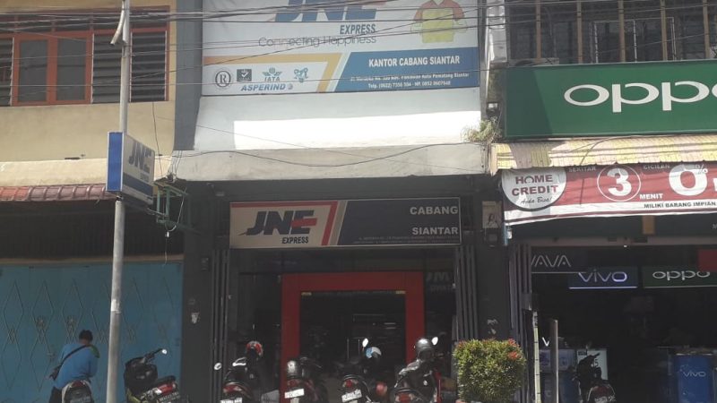 Warga Keluhkan Lamban dan Buruknya Pelayanan Kantor Cabang JNE Pematang Siantar