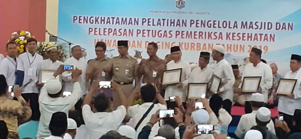 Sebanyak 1110 Pengelola Masjid se DKI Jakarta Mendapatkan Sertifikat Pelatihan Sebagai Juru Sembeli Halal
