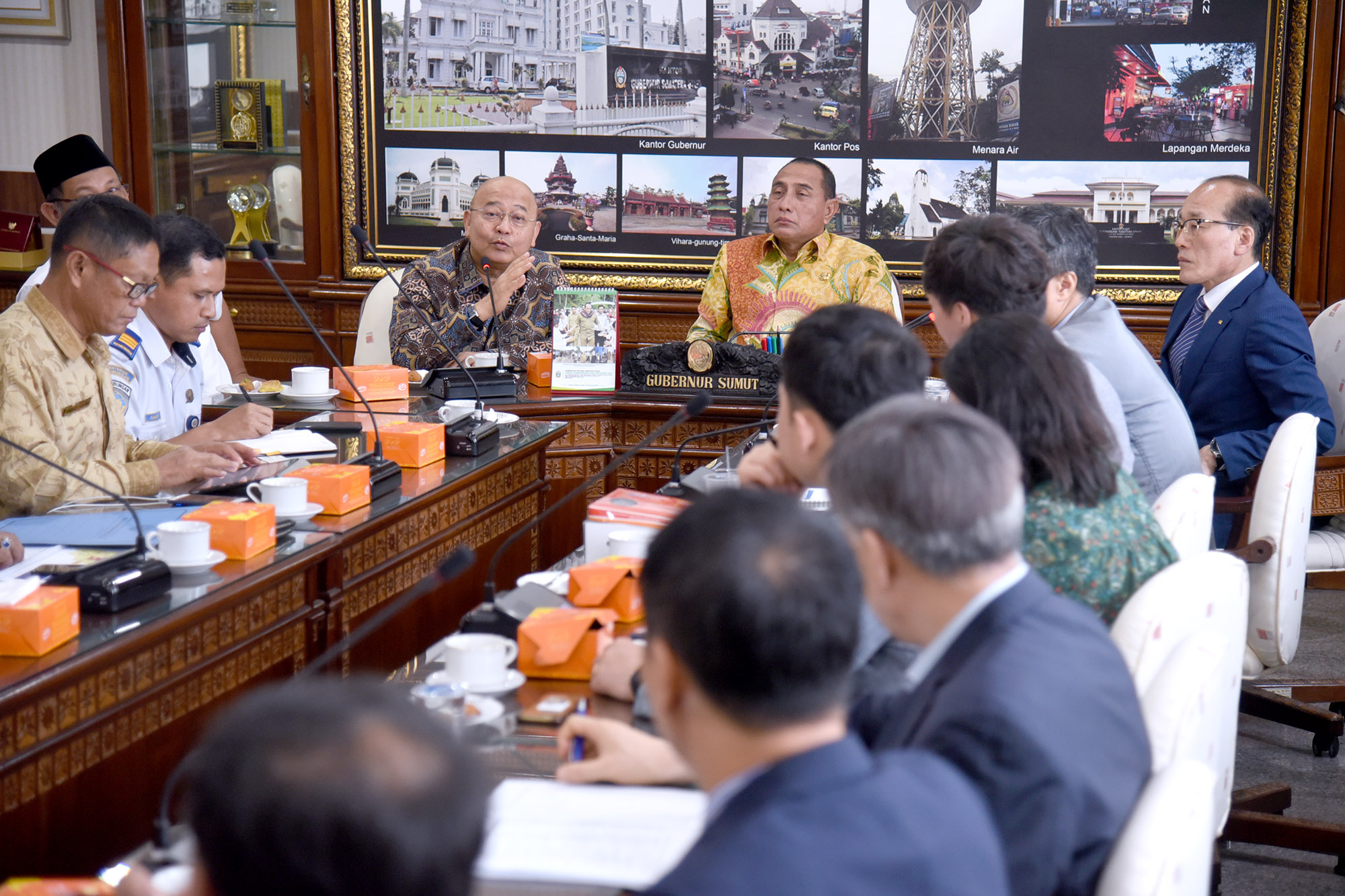 Wali Kota & Wakil Wali Kota Ikut Rapat Pembangunan LRT Mebidangro
