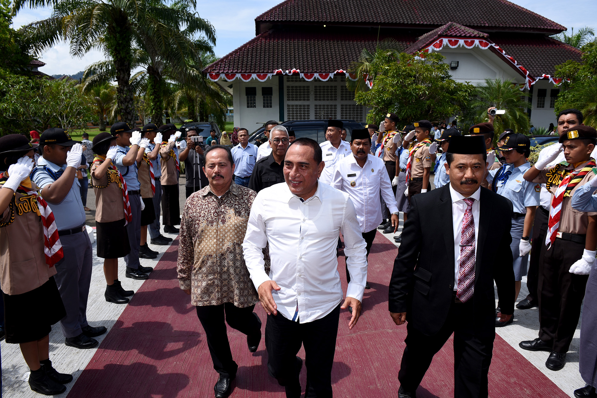 Gubernur Sumut Berkunjung ke SMAN 1 Plus Matauli