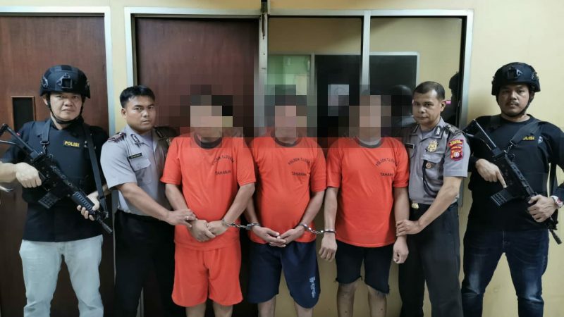 Memeras, Dua Pemuda Pengangguran  dan Satu Penadah Kompak Masuk Sel