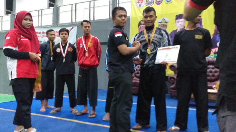 Danbrigif 7/RR Letkol Inf Agustatius Sitepu : Semoga Prestasi Serda Alhadid Bisa Lebih Cemerlang