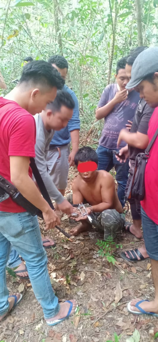 TIM GABUNGAN POLRES BABAR BEKUK  PEMILIK SENPI RAKITAN DAN PELAKU PENGANCAMAN
