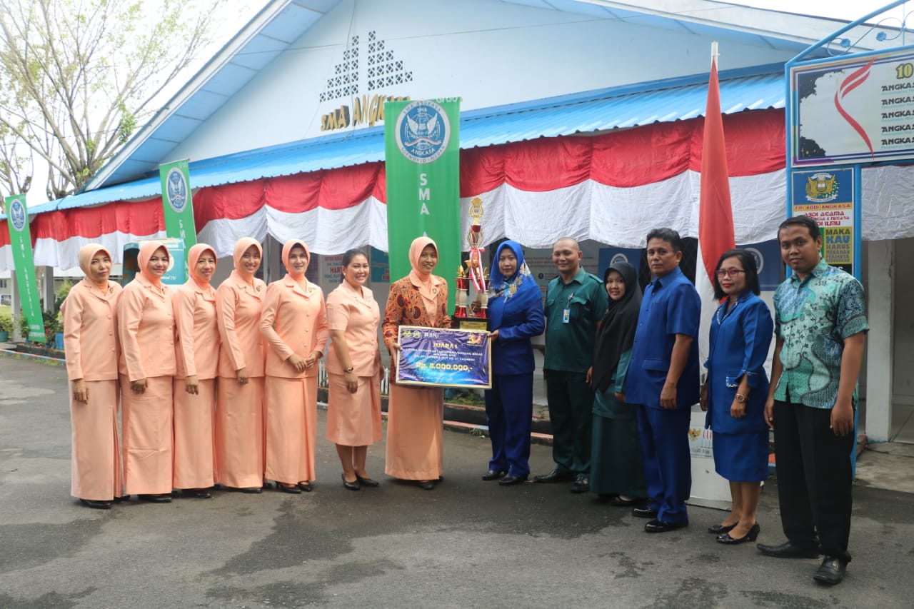 Sekolah Angkasa Lanud  Soewondo Juara I Lomba  Inovasi Guru Tingkat SMA dan  Juara III Lomba Kelas Dinamis Tingkat SD