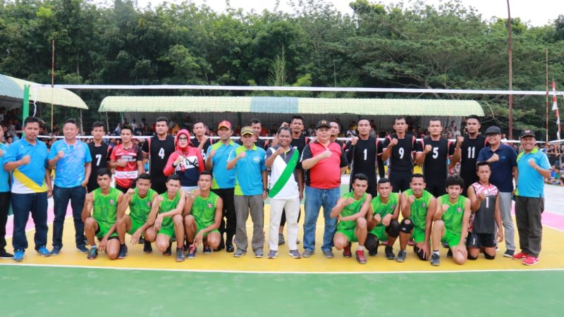 H.Darma Wijaya Buka Open Turnamen Voli Piala Bupati Dan Wabup Sergai Tahun 2019