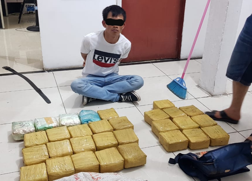 Joint Operation BNN dan Polda Riau Tangkap Tersangka Narkoba, Barbut 30 kg Sabu