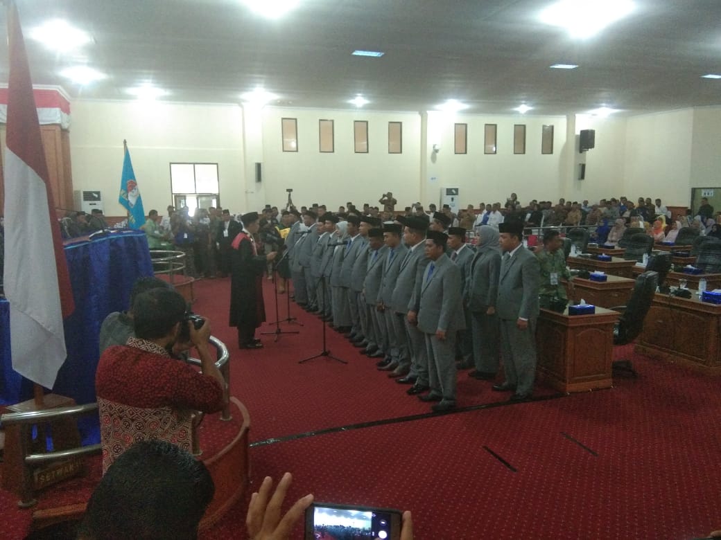 25 Anggota DPRK Nagan Raya Dilantik