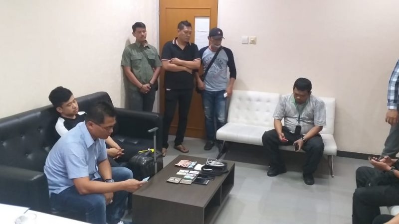 Oknum Anggota DPRD Padang Sidempuan Diamankan AVSEC  Bawa Bong