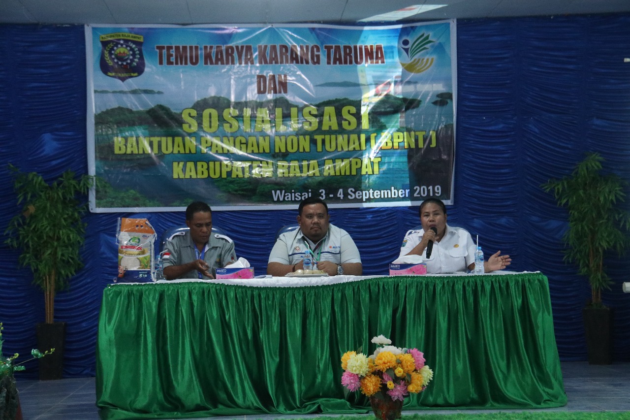 Dinas Sosial Kabuputen Raja Ampat Sosialisasikan Program Bantuan Pangan Non Tunai  BPNT