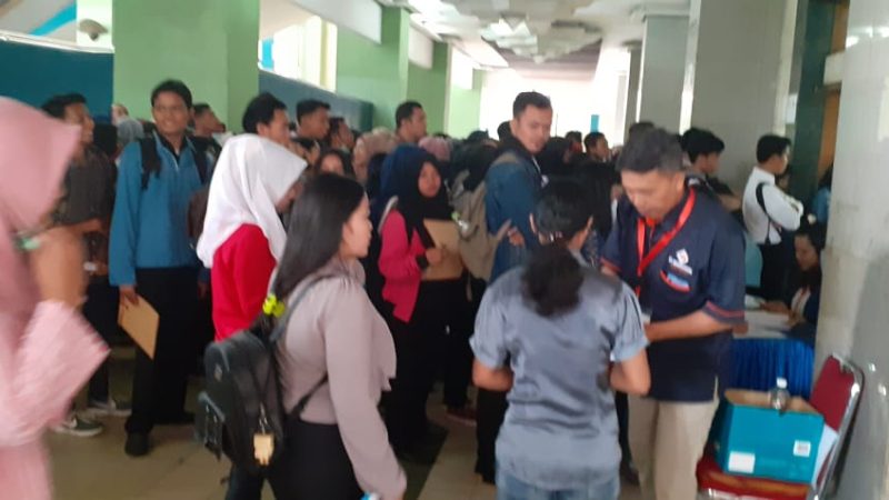 Kadis Tenaga Kerja dan Transmigrasi Prov DKI Jakarta Membuka Bursa Tenaga Kerja Angkatan Kedua