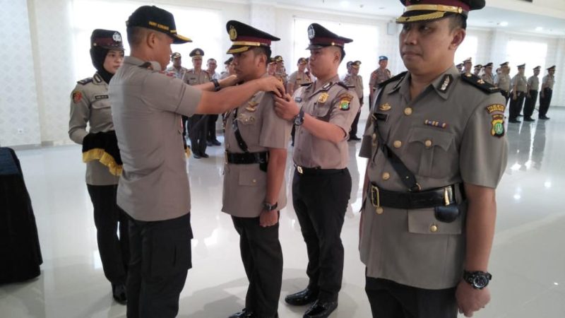 Kapolres Metro Jakarta Pusat Pimpin Sertijab Kapolsek Johar Baru