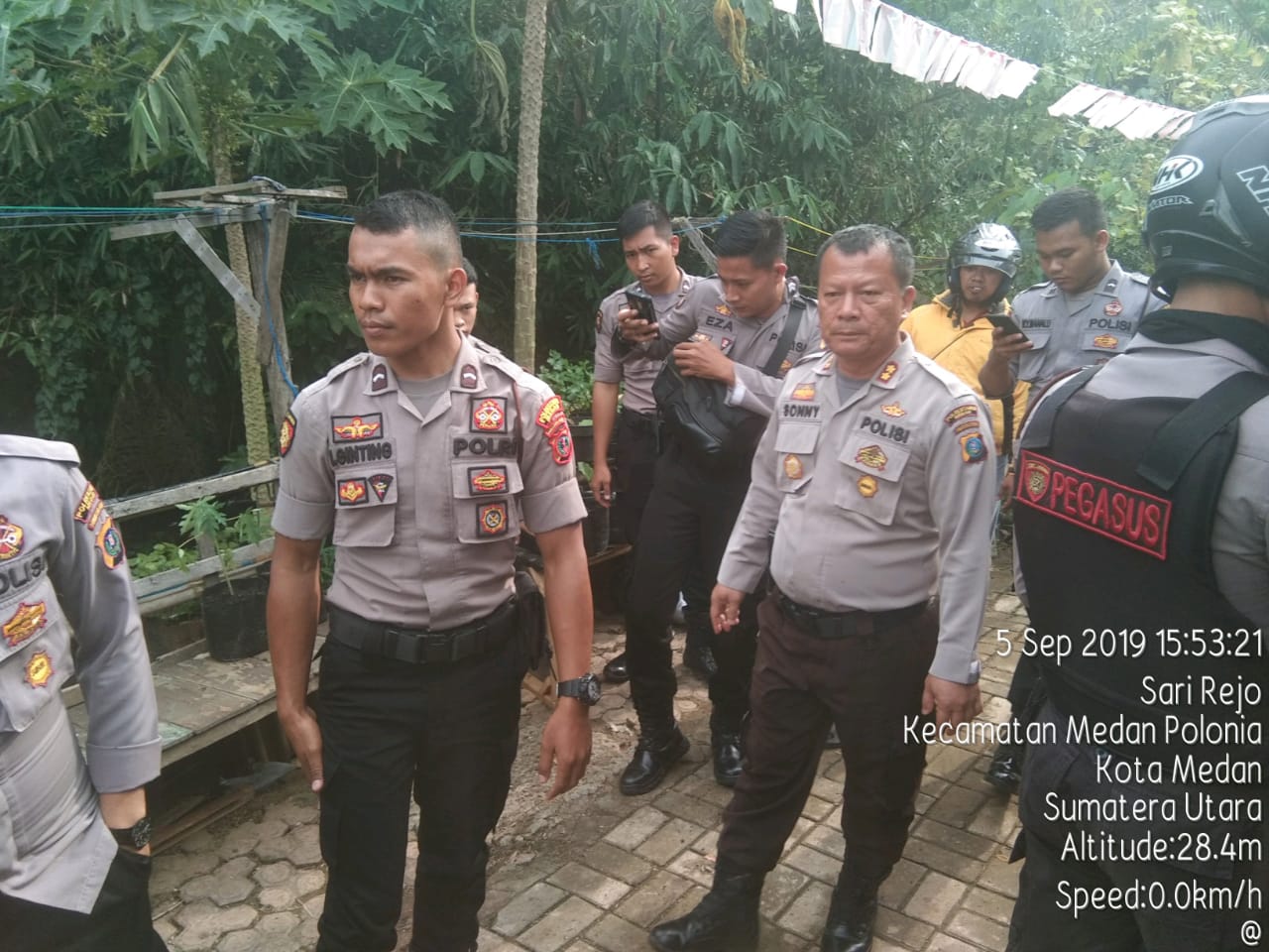 Sabhara Polrestabes Medan Gempur Basis Narkoba Karang Rejo dan River Valey