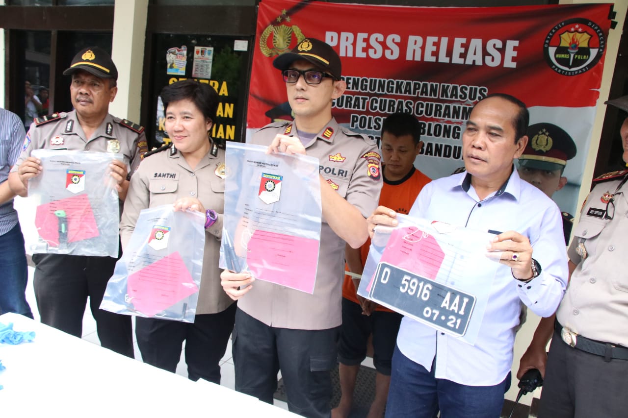 Polsek Cobong Ekspos Kasus Pencurian Sepeda Motor di Areal Parkir Kampus dan Rumah Sakit